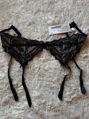Myla London Nicole Suspender Lace Black Nude Medium NWT